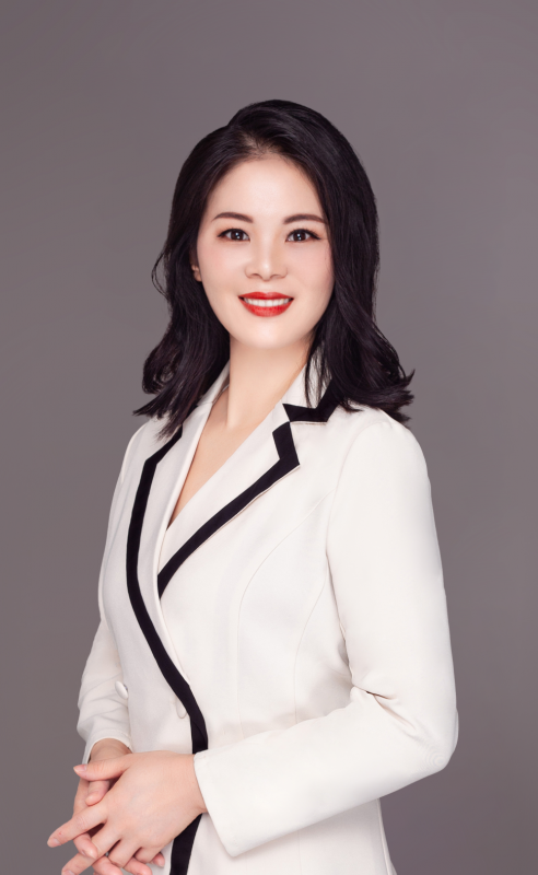 营销二部总监   王小清
